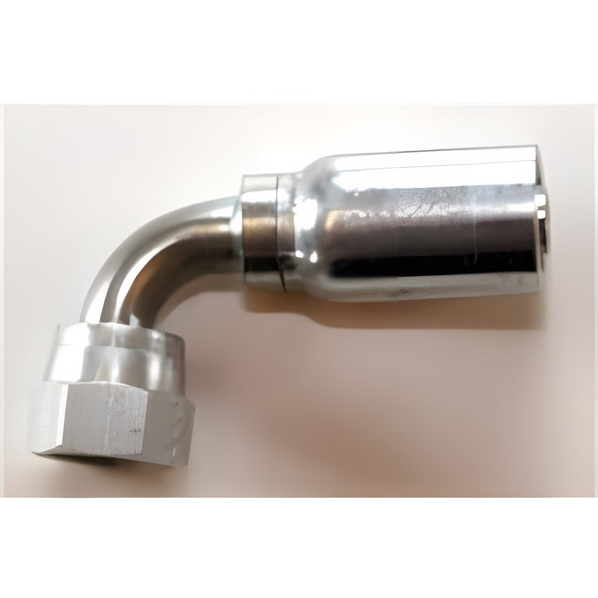 3/8 INCH HOSE X 9/16 INCH - 18 JIC FEMALE ELBOW - 90 SWIVEL