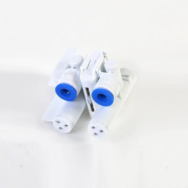 Frigidaire Replacement Water Filter Manifold For Refrigerator, Part # 140156010054