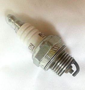 Ryobi RY08510 Homelite UT-20760 (8 Pack) 852 - RCJ6Y Spark Plug - 870174001-8PK