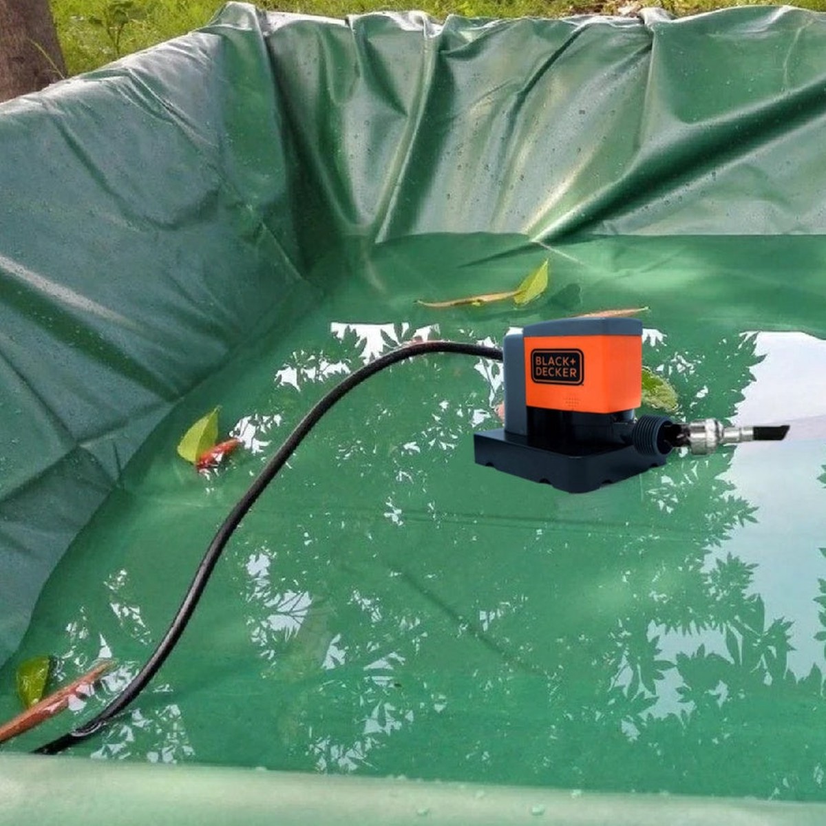 BLACK+DECKER 350 GPH Manual Pool Cover Pump