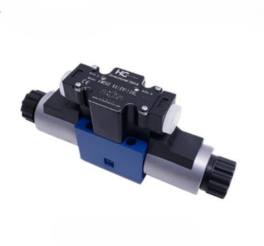 Cetop D03 (ISO NG6) Solenoid OperatedDirectional Valves: 24 VDC Junction Box, 4-way 3-Position, Float Center, Spring Return