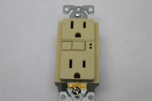 Genie Lift Part # 13585GT - OUTLET, 110V GFCI, EA