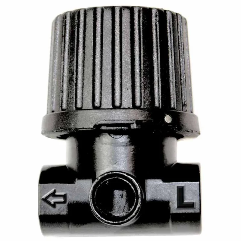 Interstate Pneumatics WR1120 1/4 Inch Metal Compact Economy Air Regulator