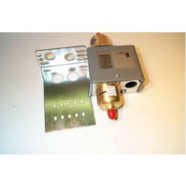 Johnson Controls P74JA-2 Differential Pressure Switch 8-60 PSI SPDT